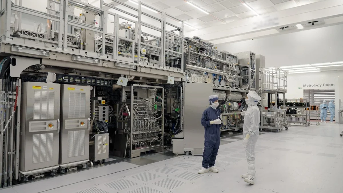 TSMC y Samsung adoptan las máquinas High-NA EUV de ASML